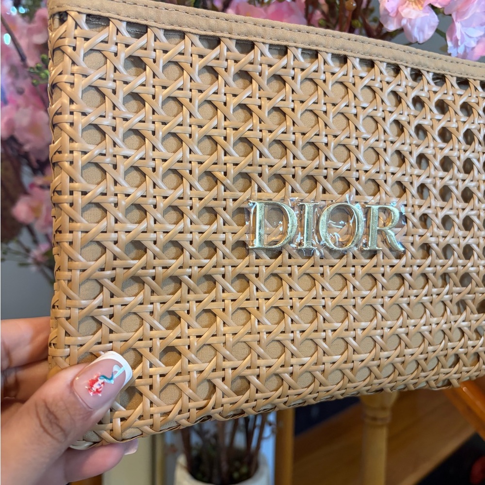 Dior Beauty Beige Cannage Makeup Bag – Brand New | Promotional Beauty Gift - Picture 2 of 8